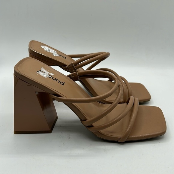 Abound Tan Y2K 90's Slip On Chunky Heel Sandals Size 6.5 M New without tags! - Picture 7 of 10